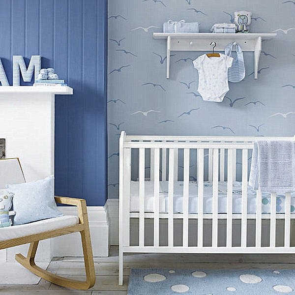décoration-chambre-bébé-chambre-garçon-en-bleu-pâle