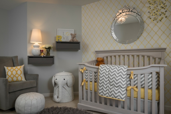 décoration-chambre-bébé-chambre-grise-tabouret-éléphant