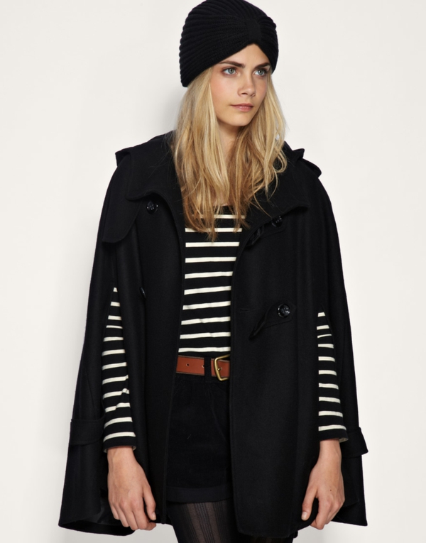 manteau-cape-et-blouse-rayures