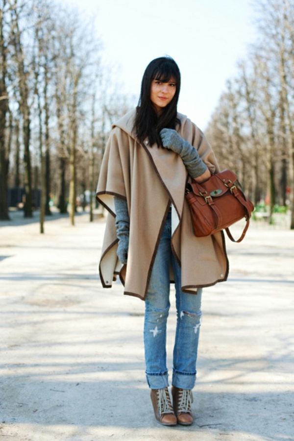 manteau-cape-mi-ouvert