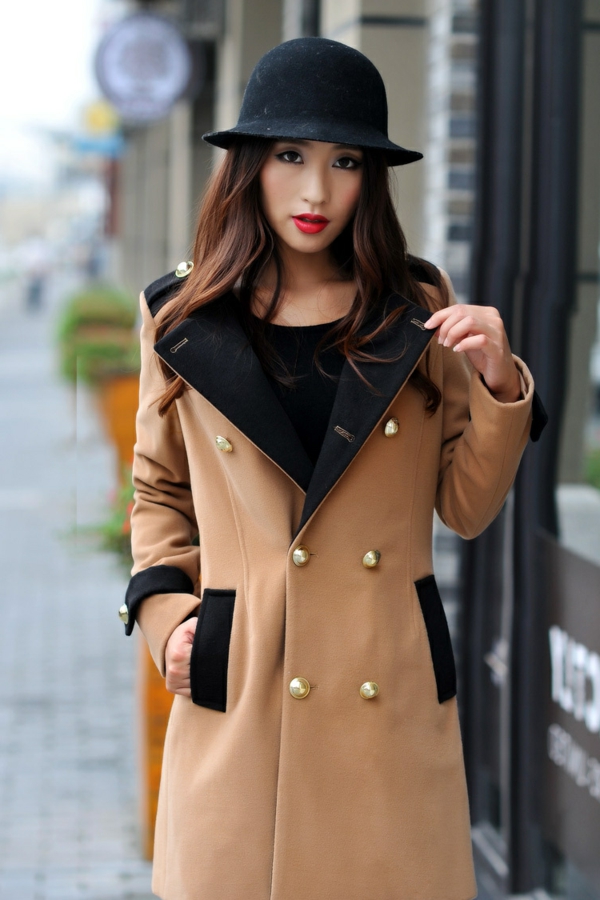 manteau-desigual-couleur-écru-et-noir