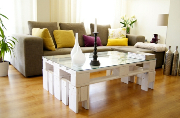 meubles-en-palettes-table-blanche