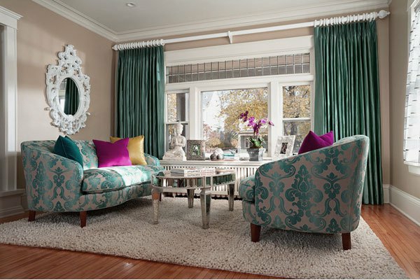 miroir-baroque-salle-de-séjour-unique-sofas-vintage