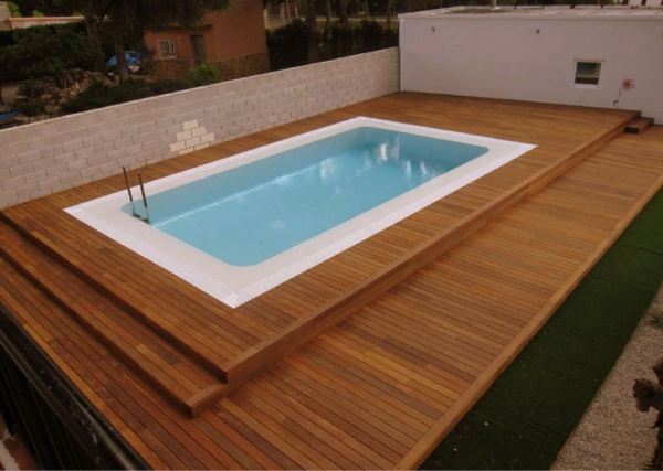 piscine-en-bois-rectangulaire-idées-design-de-piscine