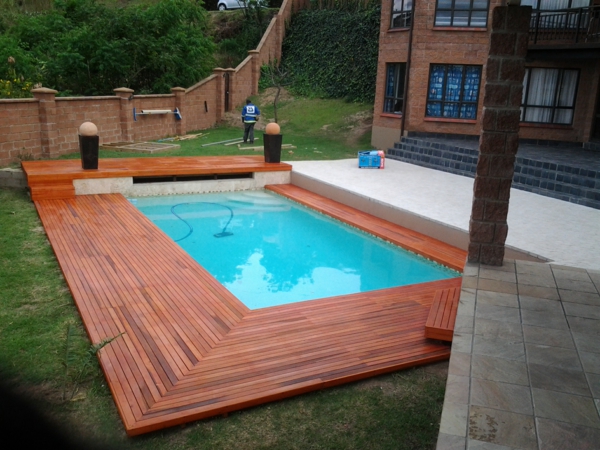 piscine-en-bois-rectangulaire-piscine-extérieure