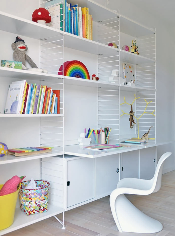 bureau-avec-étagère-design-blanc-superbe-pour-enfant
