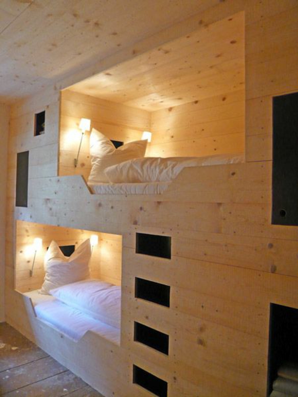 lits-superposés-design-beau-et-simple-en-bois-finition-naturelle
