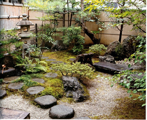 mini-jardin-japonais-décoration-pour-les-petites-espaces