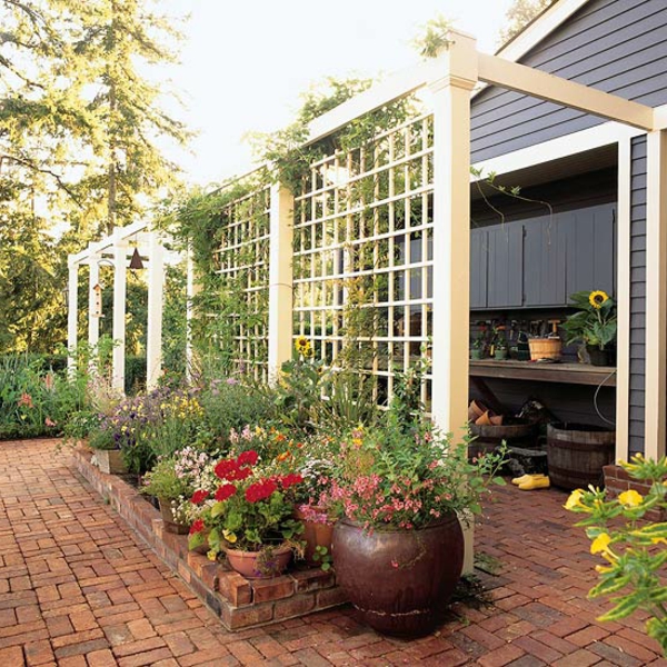 La décoration extérieure avec un treillis de jardin archzine.fr Sol Créatif Exterieur