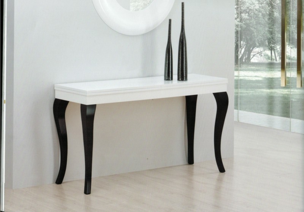 unique-élégante-table-en-blanc-avec-des-pieds-en-noir-et-des-vase-pour-votre-design-minimaliste