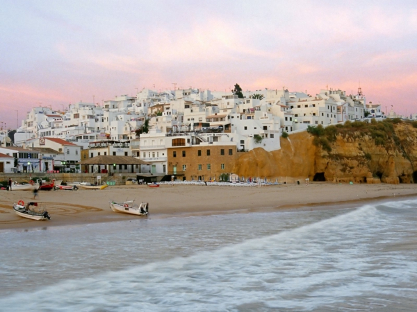 Algarve-Portugal-Albufeira-paysage-la-mer-les-maisons-blanches-resized