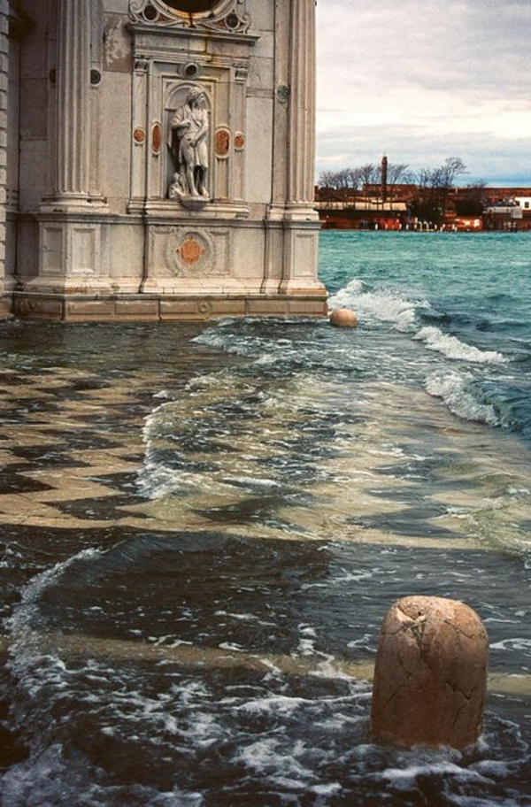 Venise-visite-à-ne-pas-manquer-place-eau-resized