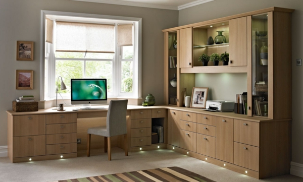 bureau-moderne-mobilier-élégant-en-bois