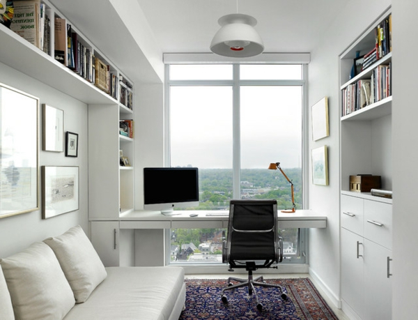 bureau-moderne-à-la-maison-intérieur-blanc