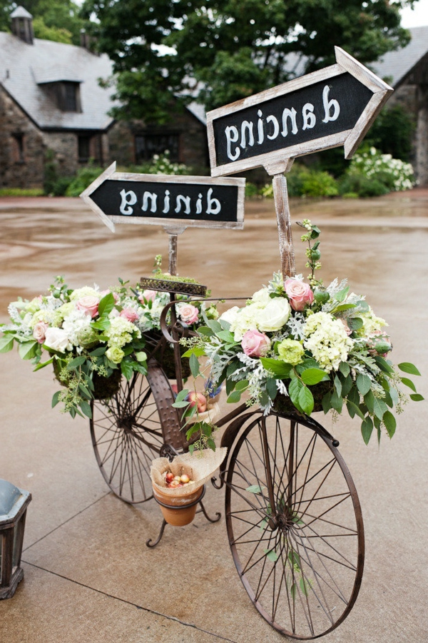 décoration-avec-fleur-vélo