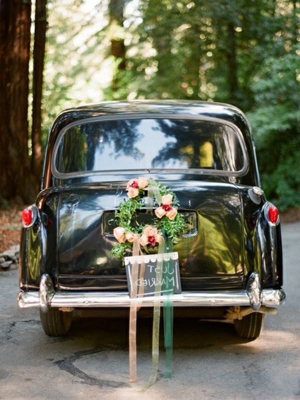 décoration-florale-voiture-mariage