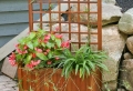 La jardinière avec treillis vous aide à réaliser une décoration superbe!