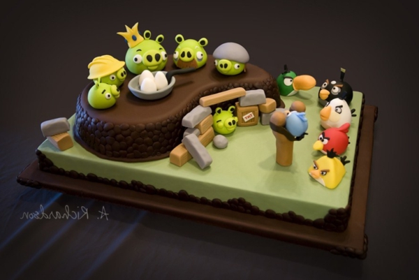 joli-gâteau-idée-originales-pour-mon-anniversaire-angry-birds-cake