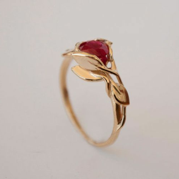 jolie-bijou-bague-rubis-rouge-accessoire