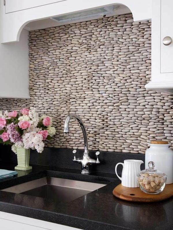 lа-pierre-de-parement-intérieur-mur-intérieur-vasque-cuisine-fleurs-pierres-naturelles
