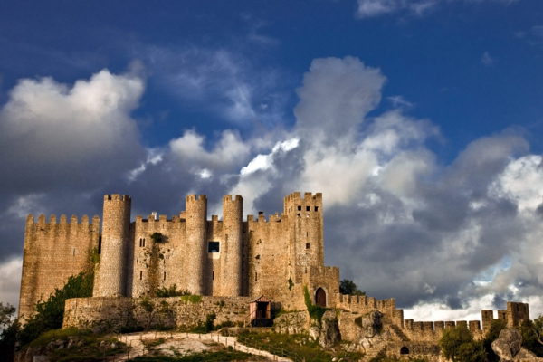 obidos-castel-Portugal-château-moyenne-age