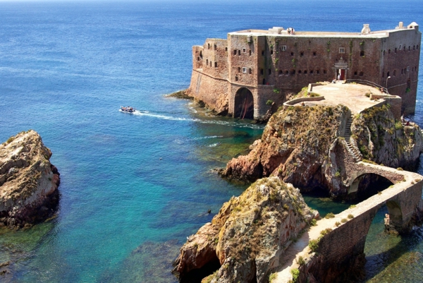 peniche-peninsule-tour-océan-histoire