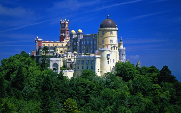 place-magique-sintra-visiter-portugal-chateau-dans-la-foret