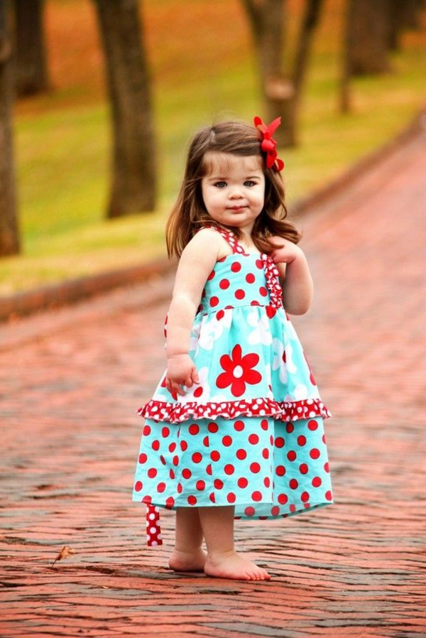 robe-colorée-pour-enfant-moderne-