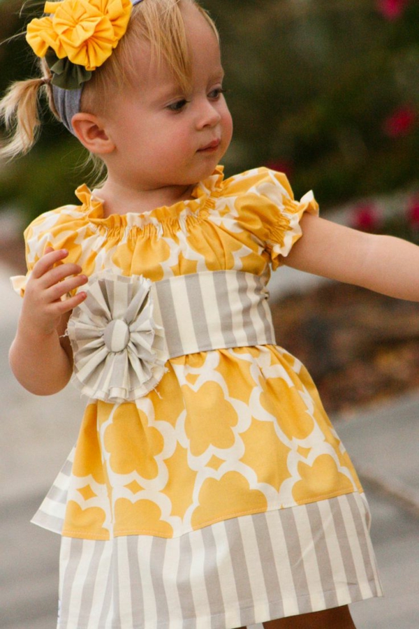 robe-de-soirée-pour-enfant-jaune