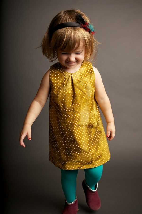 robe-de-soirée-pour-enfant-à-la-mode-jaune