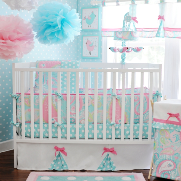 rose-et-bleu-salle-à-coucher-pour-le-bébé-gender