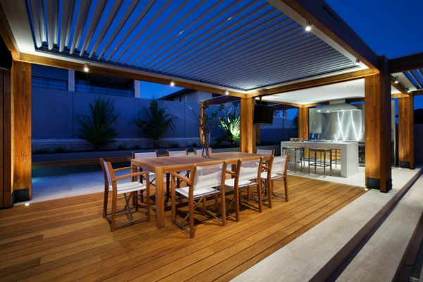 terrasse-en-bois-ou-composite-maison-contemporaine