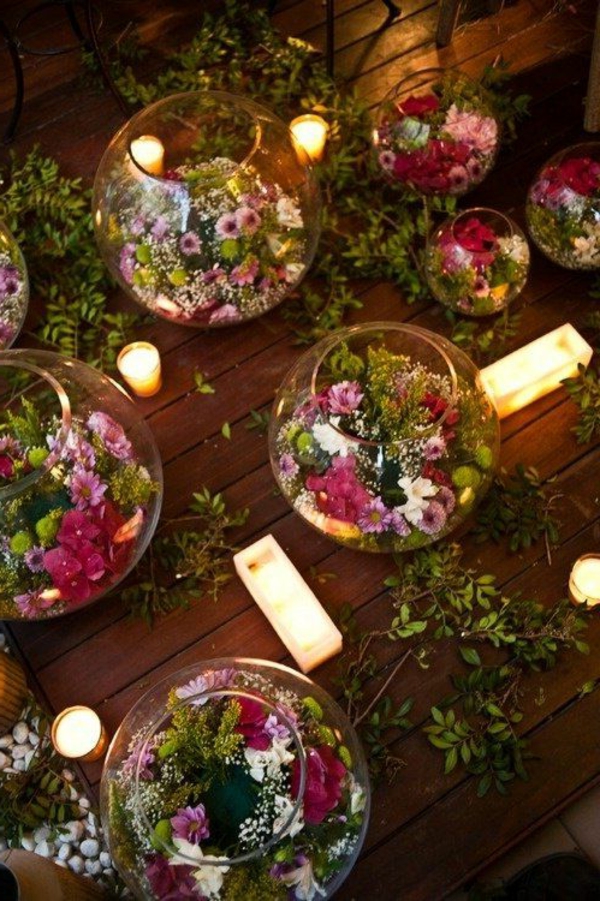 Décoration-florale-mariage-heureux-boules-lumiere