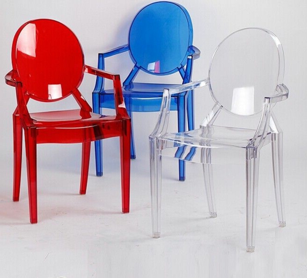 chaise-transparente-les-chaises-transparentes-de-kartell