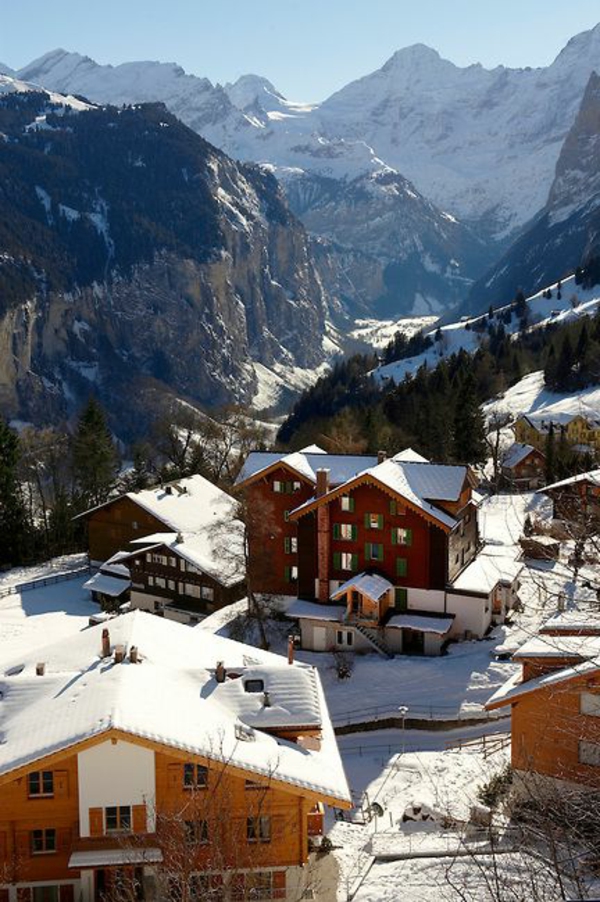 chalet-suisse-les-chalets-au-sein-de-la-montagne