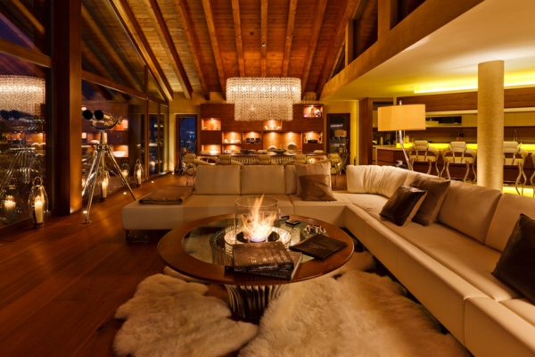 chalet-suisse-un-hall-spacieux-dans-un-chalet