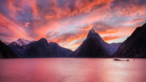 couche-de-soleil-Milford-Sound-Sunset-in-New-Zealand-soleil-couchant-photo-jolie