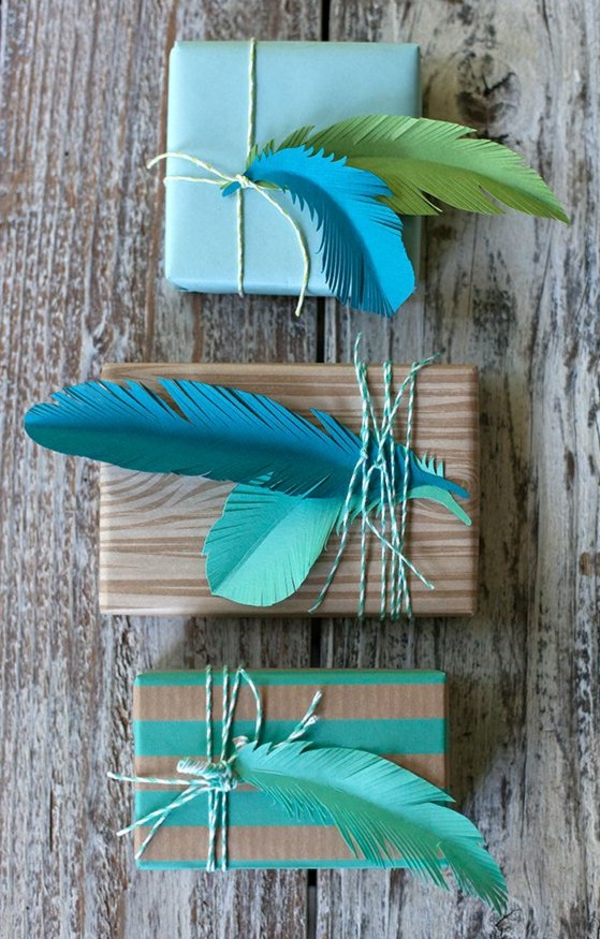 emballer-des-cadeaux-en-papier-original-plumes