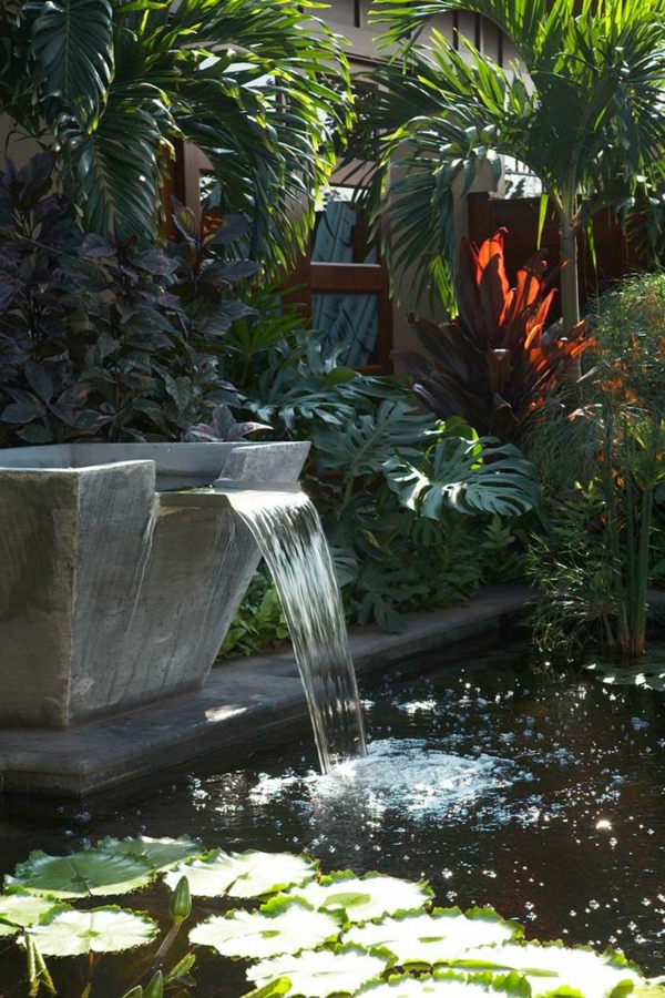 fontaine-pour-bassin-jardin-tropical-et-plantes-aquatiques