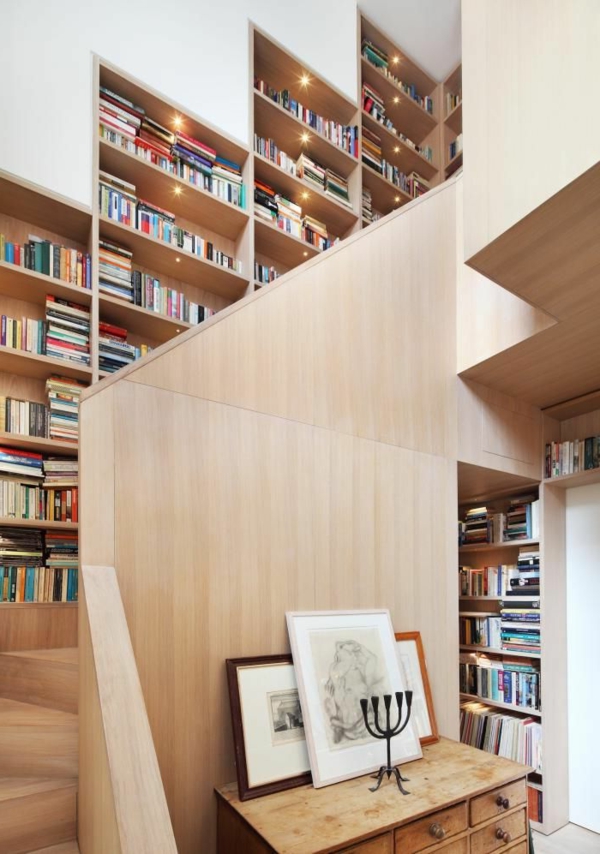 meuble-bibliothèque-bibliothèque-autour-de-l'escalier