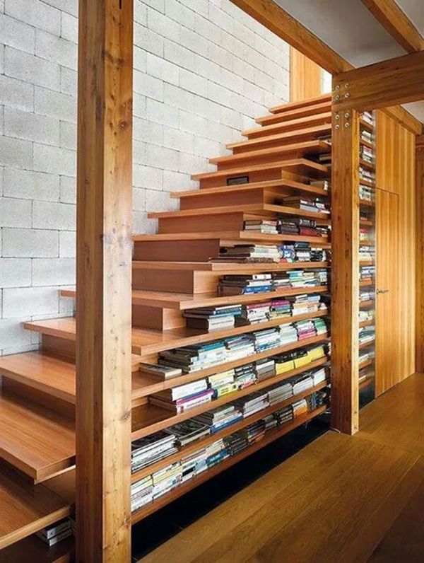 meuble-bibliothèque-escalier-en-bois