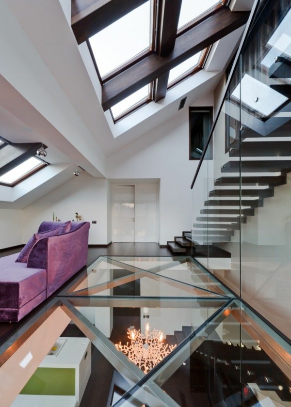 plancher-de-verre-et-escalier-loft-intérieur-stupéfiant
