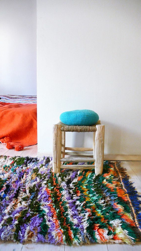tapis-coloré-inspiration-chaise