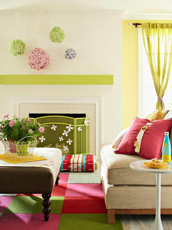 tapis-multicolore-dans-unepetite-chambre-vintage