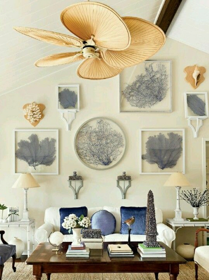1-plafonnier-ventilateur-design-insolite-lustre-salon-moderne-extraordinaire-canapé-blanc-pintures-fleurs-table-en-bois