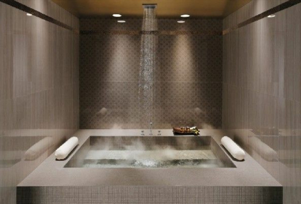 douche-pluie-salle-de-bains-glamoureuse