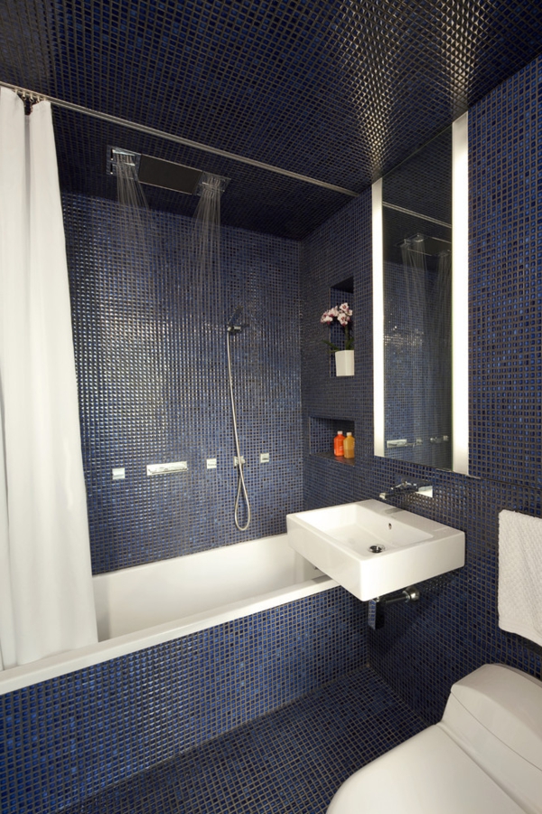 douche-pluie-salle-de-bains-mosaique