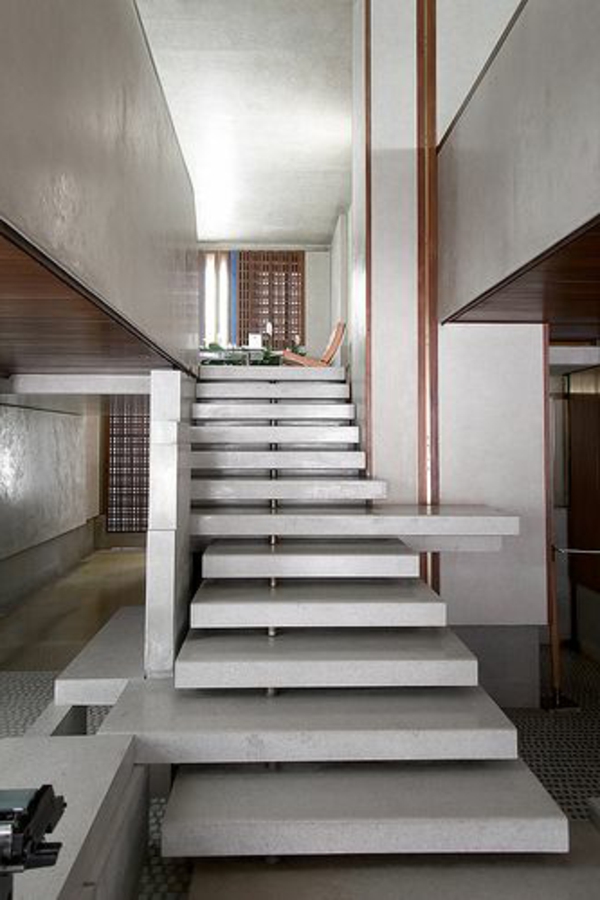 escalier-pour-mezzanine-en-béton