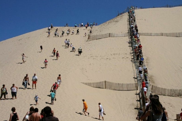 la-dune-du-pilat-et-son-escalade-france-activité