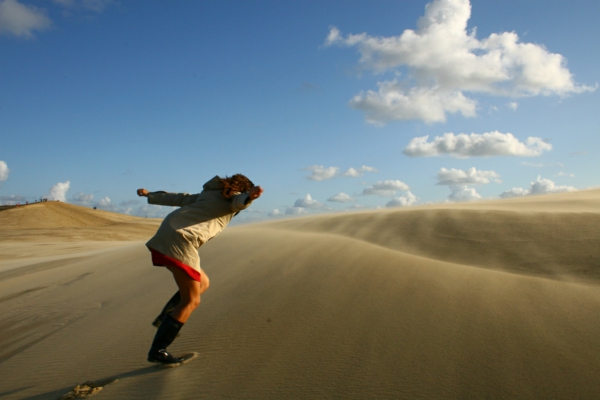 la-dune-du-pilat-glisser-sur-le-sable-france-activité